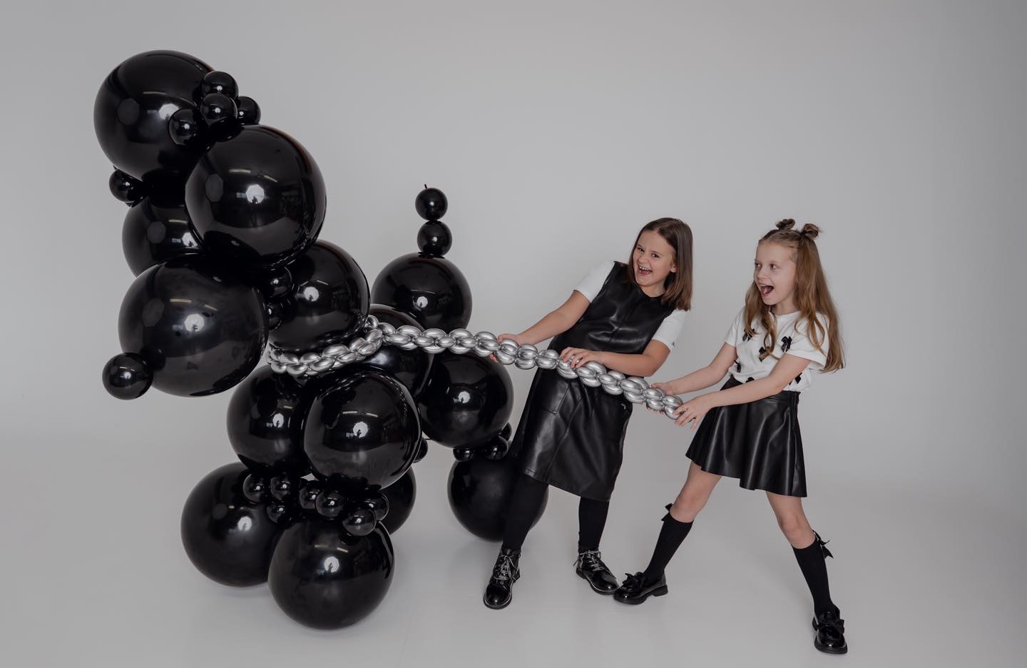 Tatjana Babtsenko - fotosessioon õhupallikoertega