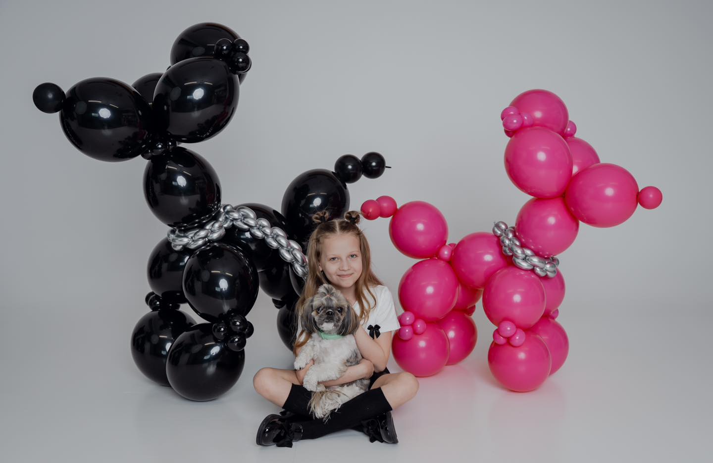 Tatjana Babtsenko - fotosessioon õhupallikoertega